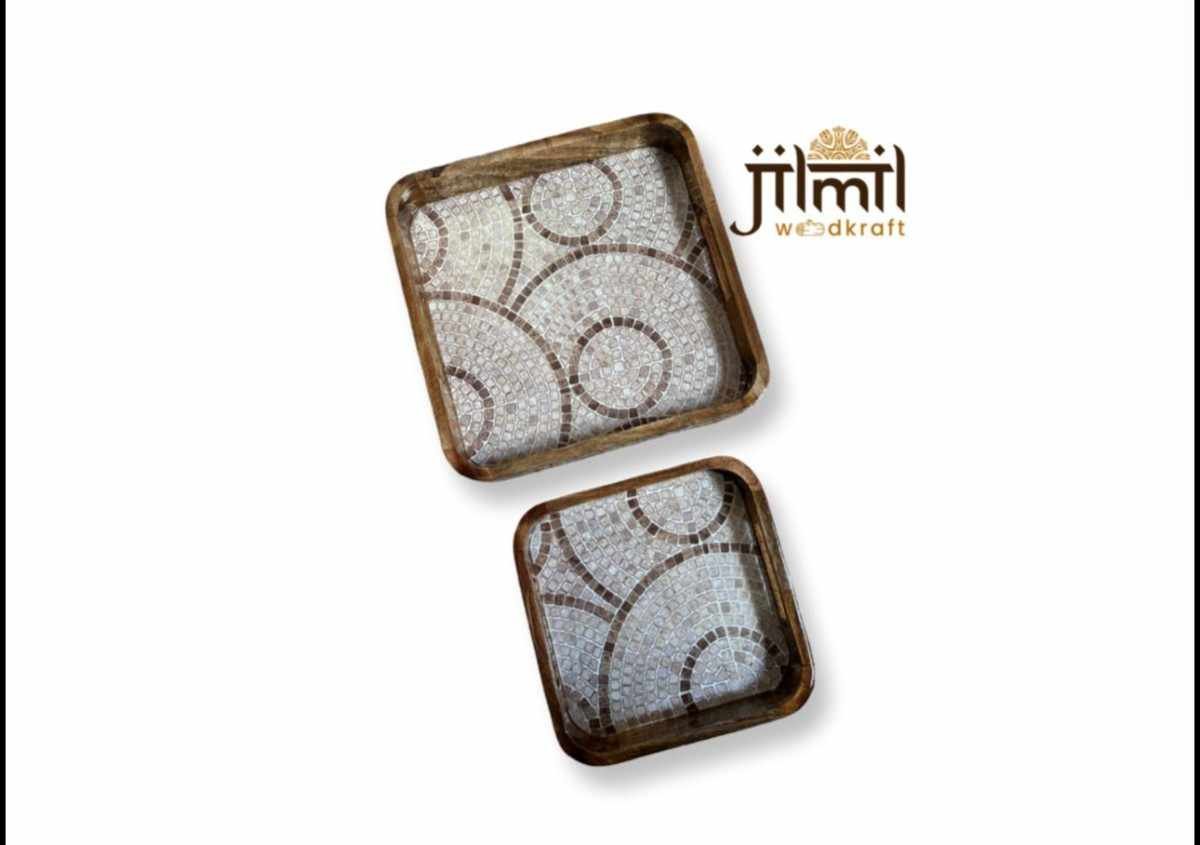 Bend Mango-Wood Square Tray Set